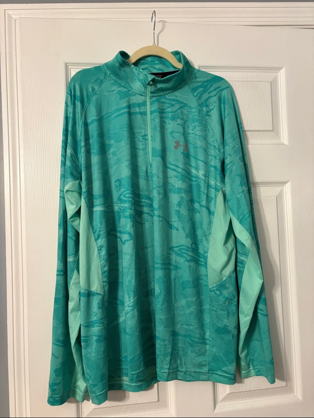 Under Armour Teal and White Dotted Half-Zip Pullover